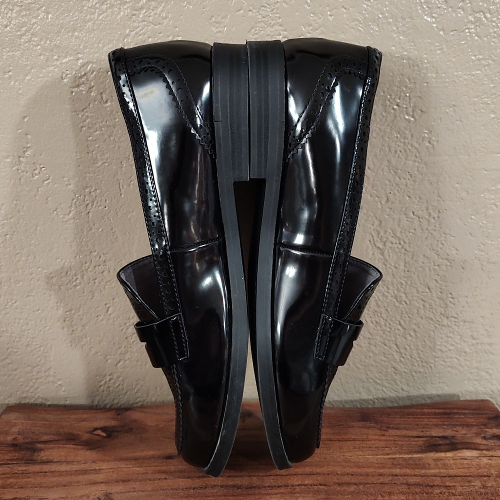 Kelly & Katie Glossy Black Bala Loafer - Picture 4 of 9